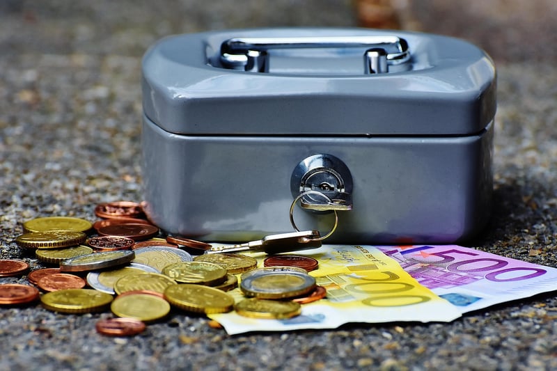 Manage Expenses